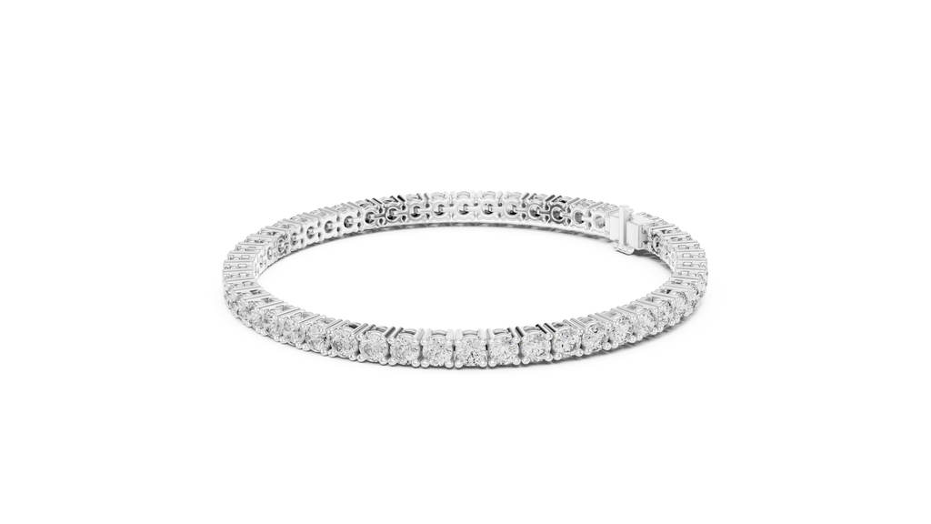 Diamond Tennis Bracelet in 18K Gold