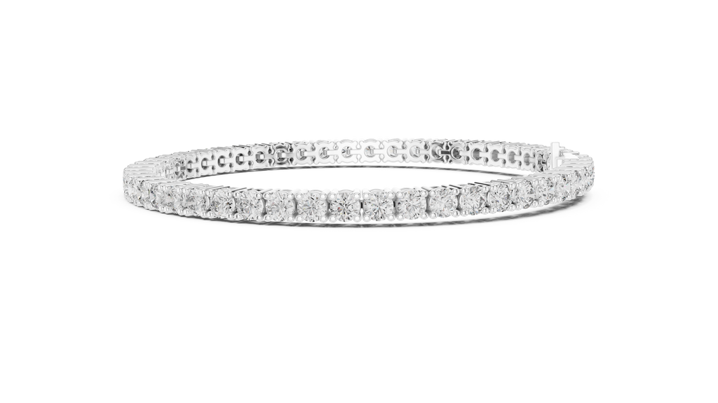 Diamond Tennis Bracelet in 18K Gold