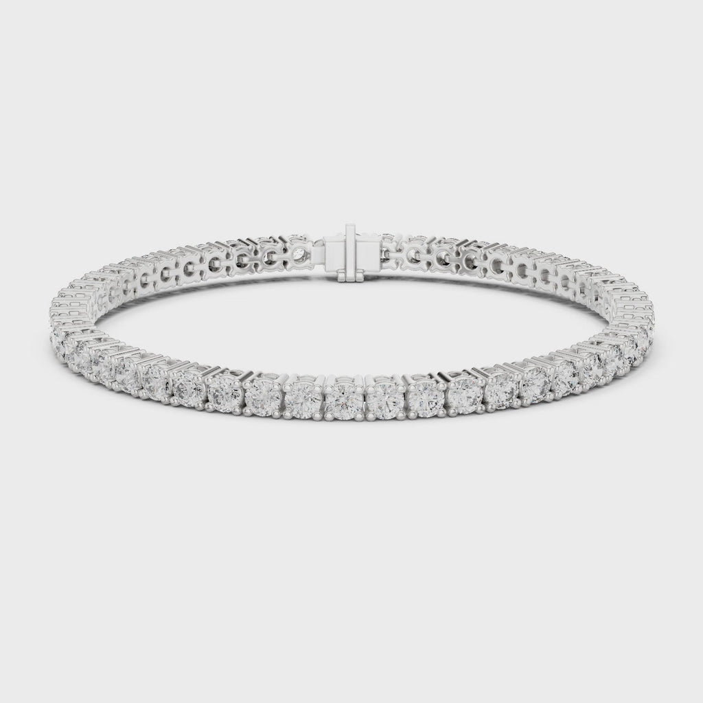Diamond Tennis Bracelet in 18K Gold